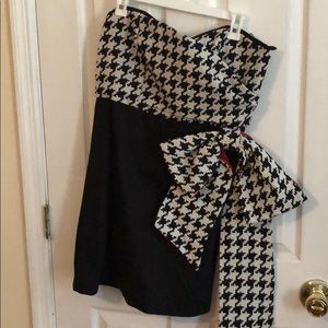 Judith March Strapless,  mini dress